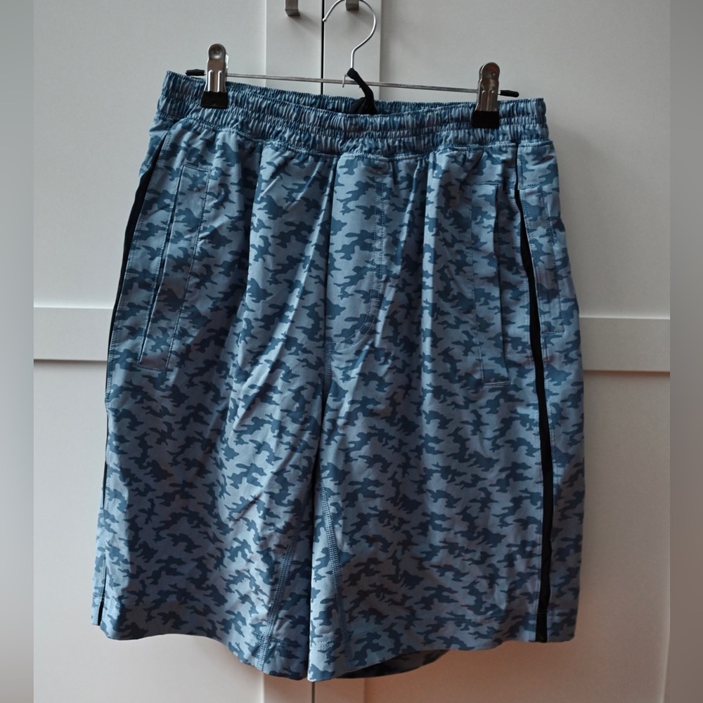 Men’s Pacebreaker swim short, blue waves